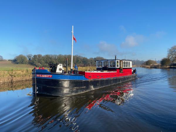 Iris Abbott cruising