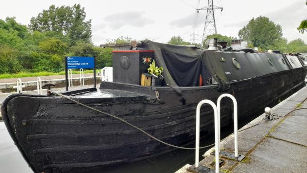 Starcross at Stonebridge Lock 2024