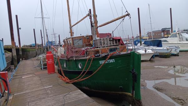 Moored in Rochester