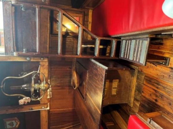 Rosa & Ada interior