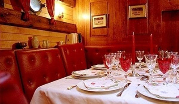 Kitikae's dining area