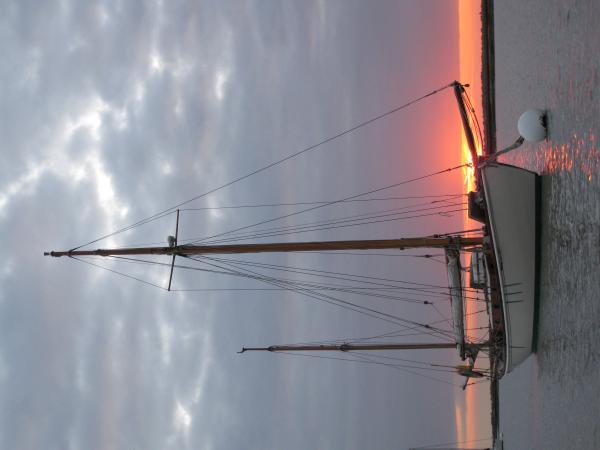 Concord - bow view