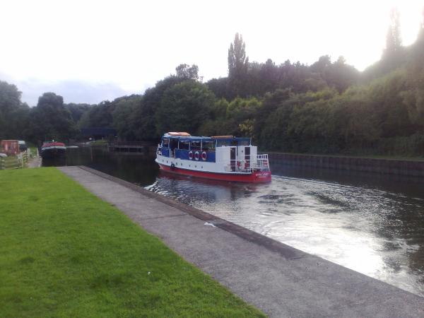 WYRE LADY stern view