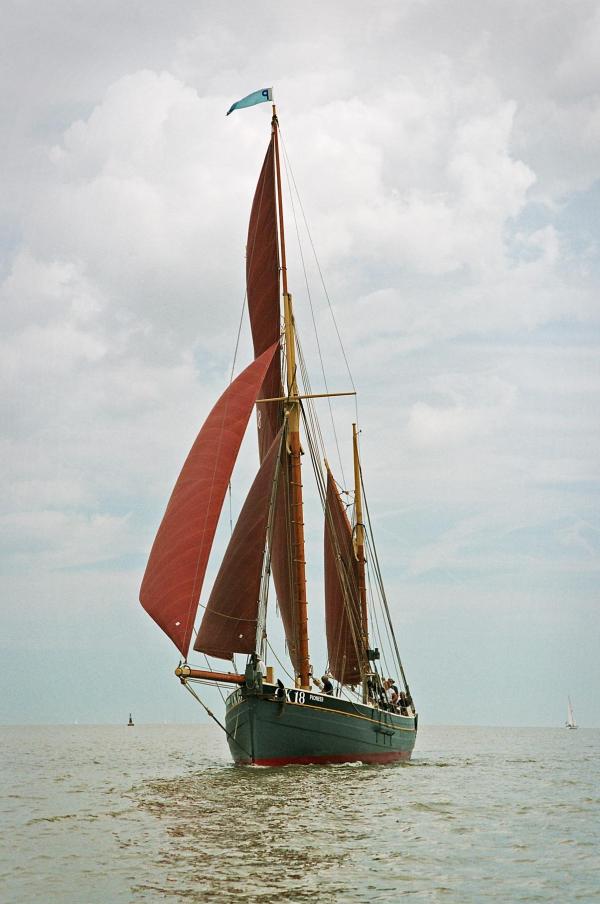Pioneer undersail