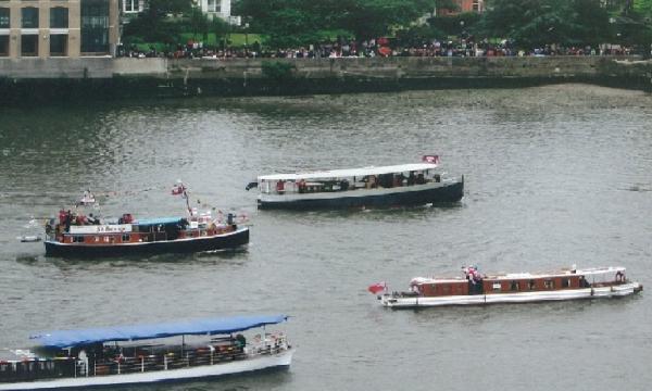 Stork - centre, Jubilee Pageant, London 2012