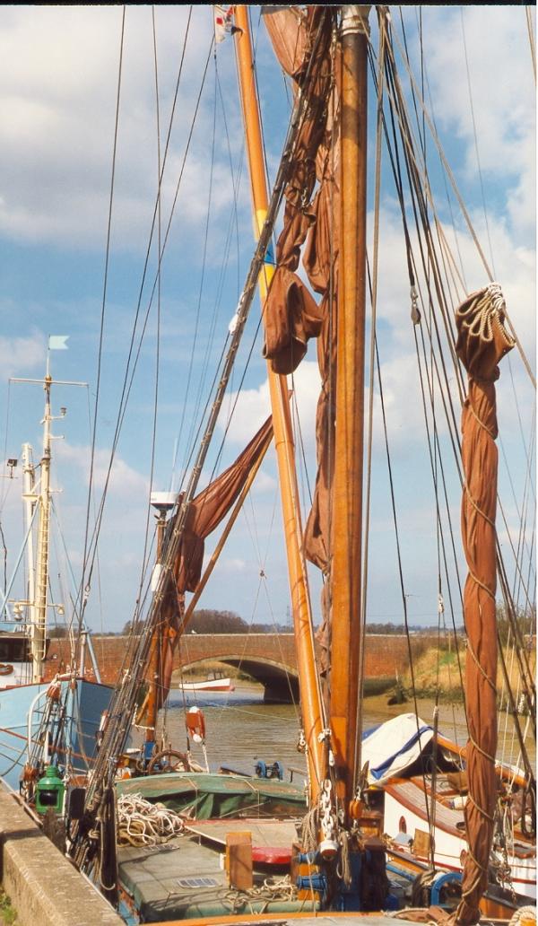 Ethel Ada - deck arrangement looking aft.