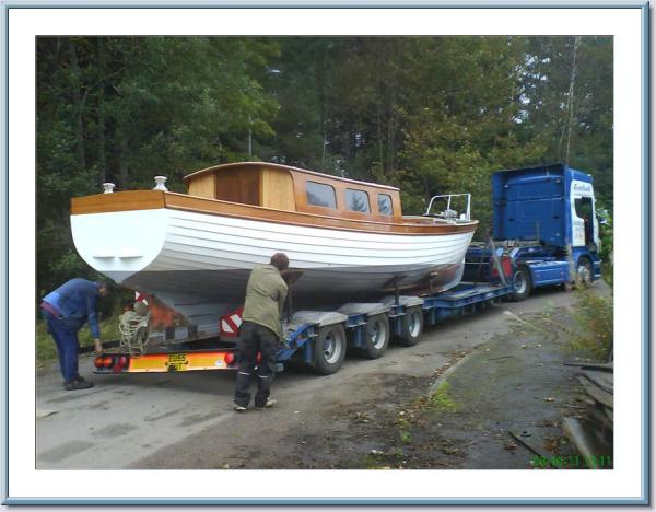 Fire Fay - Loading up Lochgilphead 2011