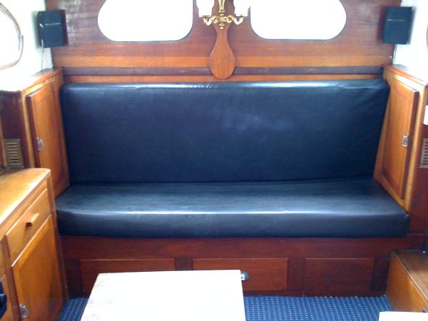 LADY BERYL interior