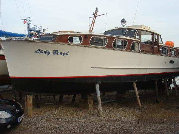 LADY BERYL port side  view