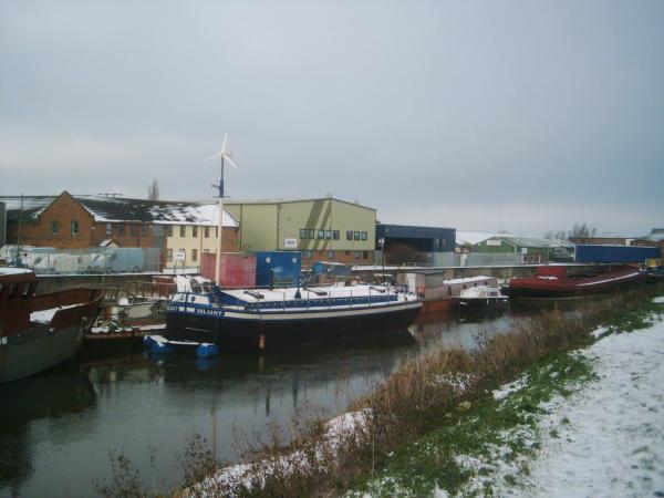 VALIANT - port side view