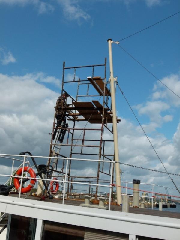 stern view, starboard side