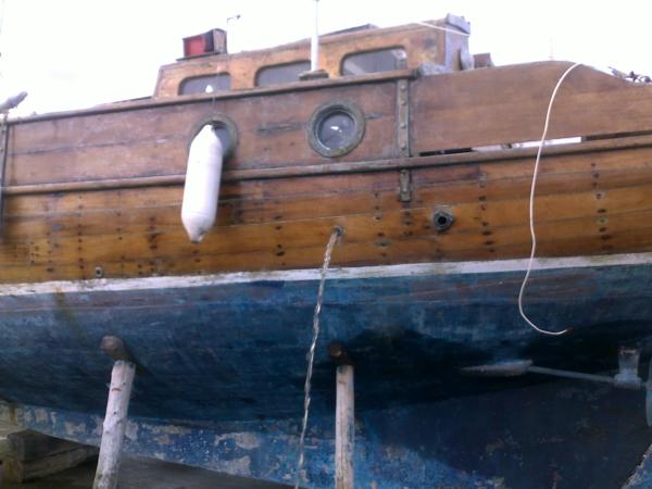 midships port side
