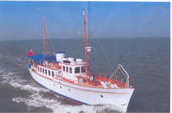 BOUNTY starboard bow