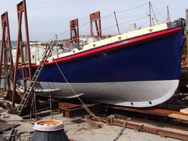 Louise Stephens - painted hull