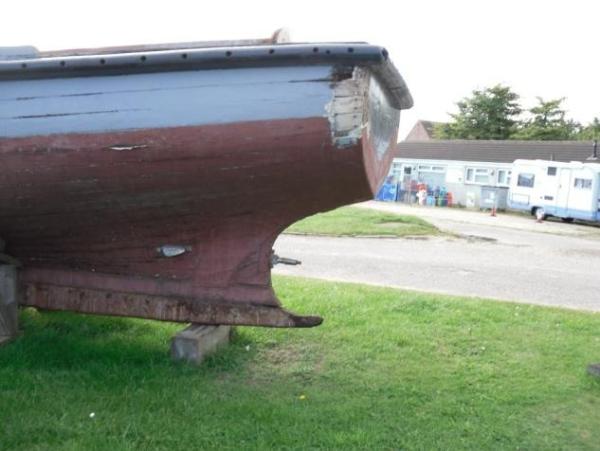 Terrier - port quarter, poor planking and deadwood tingle. No fitting for rudder heel.
