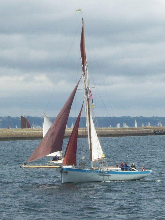 Victorious - under sail, port side