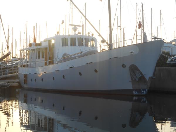 starboard side view