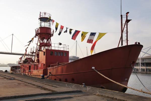 starboard side view