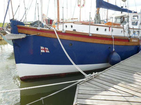 TRIMILIA, port bow