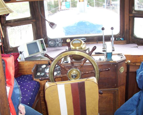 Trimila - wheelhouse