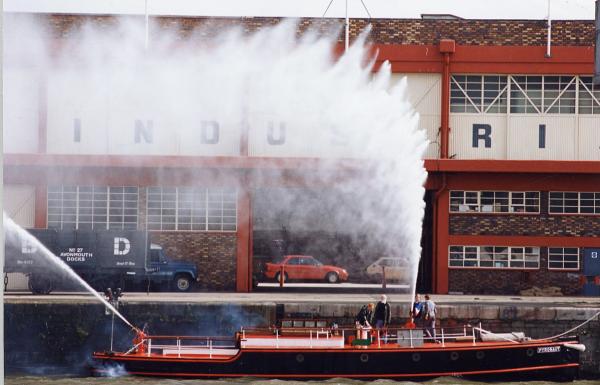 PYRONAUTworking her pumps