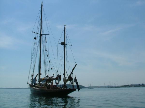 Espanola - port quarter looking forwards 