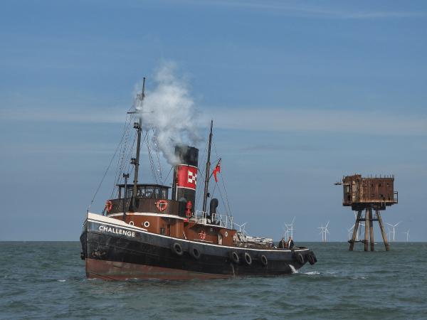Recreating history : reuniting the Steam Tug Challenge with The Maunsell Forts after 80 years 