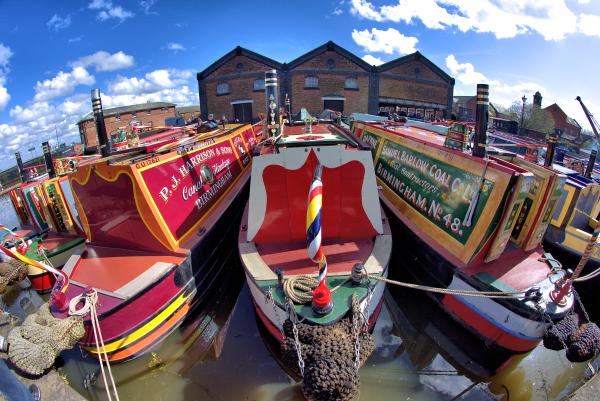 Colourful narrow boats in the upper basin at Ellesmere Port