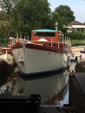 Spero - back out of the water at Michael Dennett’s yard in Chertsey 