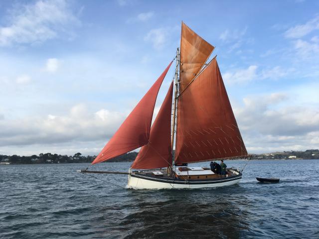 Peggy H under sail