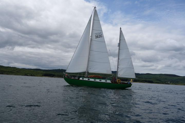 Failte - under sail