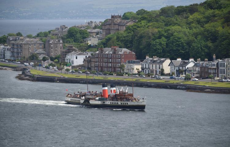 Photo Comp 2018 entry - PS Waverley arriving in Rothesay, by Russell Anley