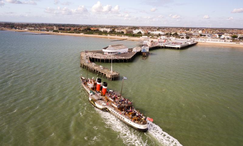 Photo Comp 2018 entry - The Waverley picking up more passengers from Clacton pier, by Kevin Jay