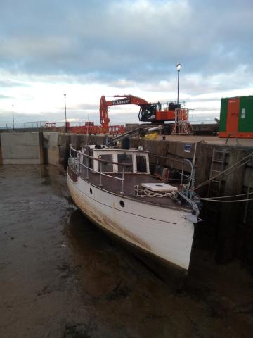 Monya - moored
