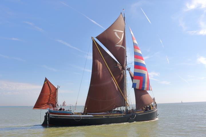 Lady Daphne - under sail