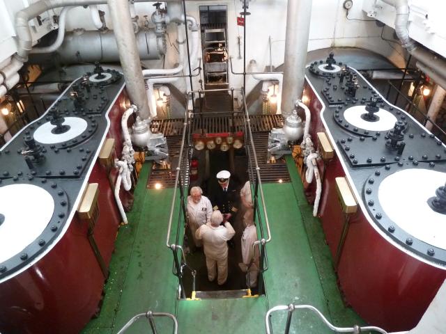 Passengers visiting the working parts of the Ship