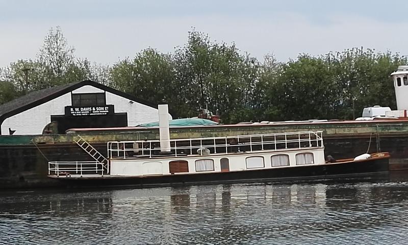 Sabrina - on the Gloucester & Shaprness canal again May 2019