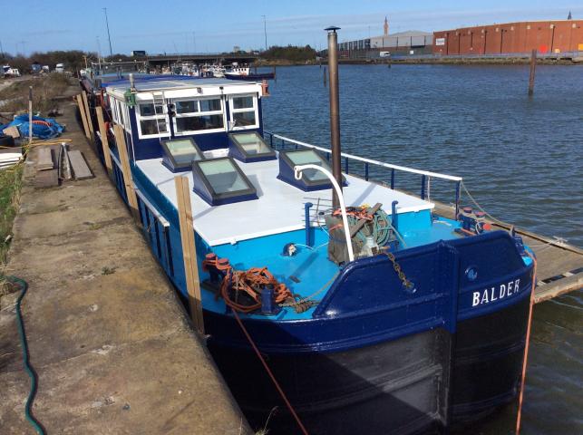 Balder - moored (c) Stephen Crocker