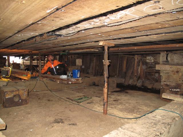 Susan in boatyard November 2018