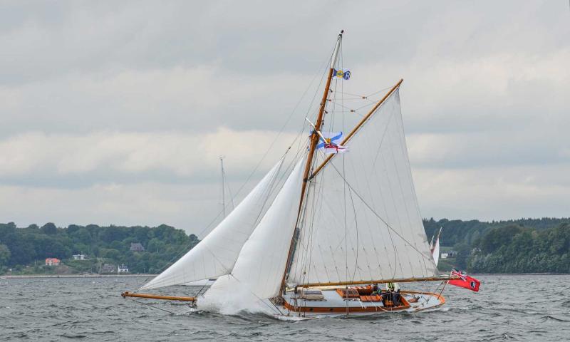 Riva - under sail