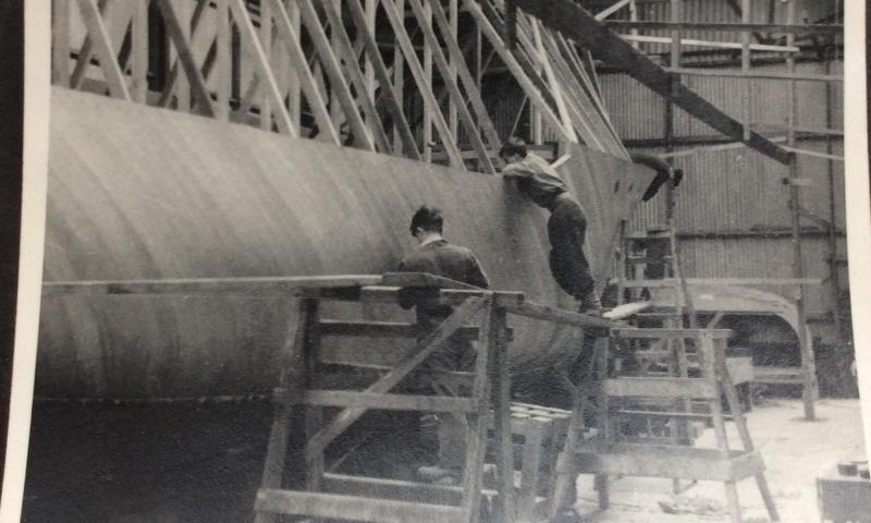 Albaquila being constructed