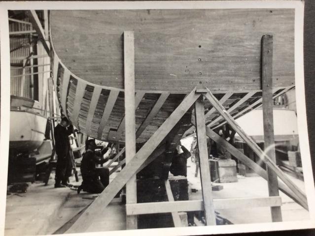 Albaquila being constructed