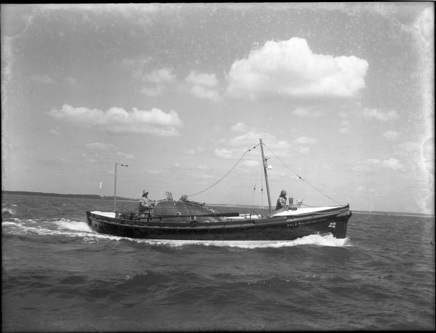 William and Laura at trials, Isle of Wight on 6th July 1949