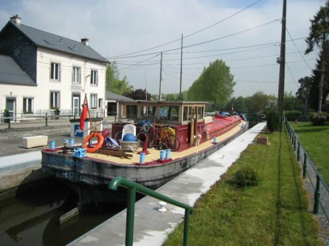 2011 first lock into Belgium on the Sambre