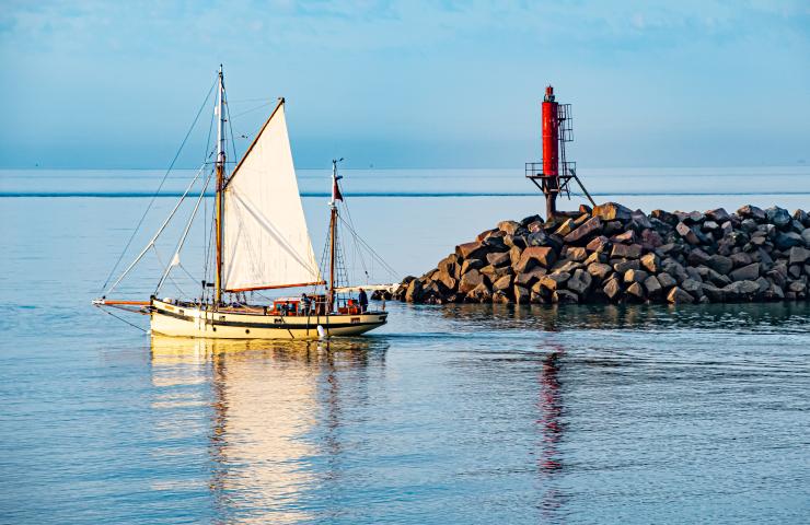 Clears Ramsgate Habour Light