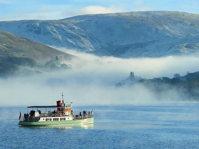 Western Belle in fog December 2022