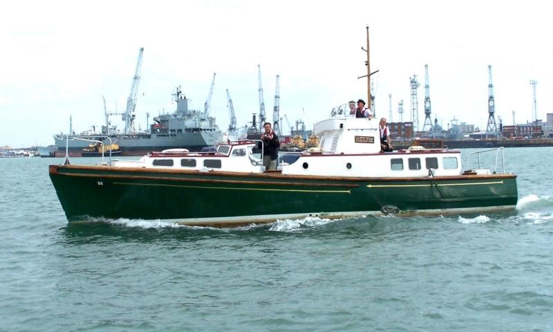 Member of the SNR Small Boat Committee on Green Parrot 2006