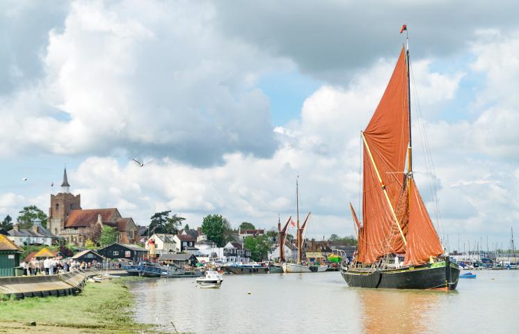 Pudge under sail