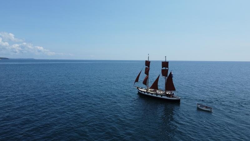 Passage to Falmouth in light winds