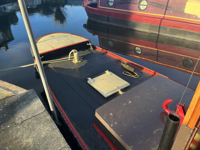 White Heather aft deck showing raised area above current engine location, thought to be non-original